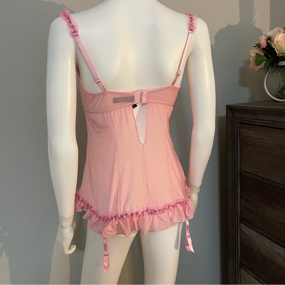 34D Vs Victoria’s Secret Sexy Little things Garter lingerie Slip top Pink ruffle - Picture 8 of 12